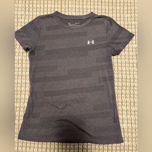 UA workout top